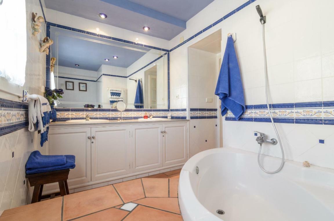 Habitaciones En Casa Centrica Con Piscina Almuñécar Dış mekan fotoğraf